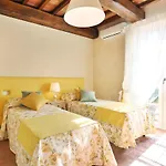 Villa Il Grappolo By Salogi
