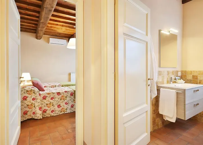 Il Grappolo By Salogi Villa Capannori